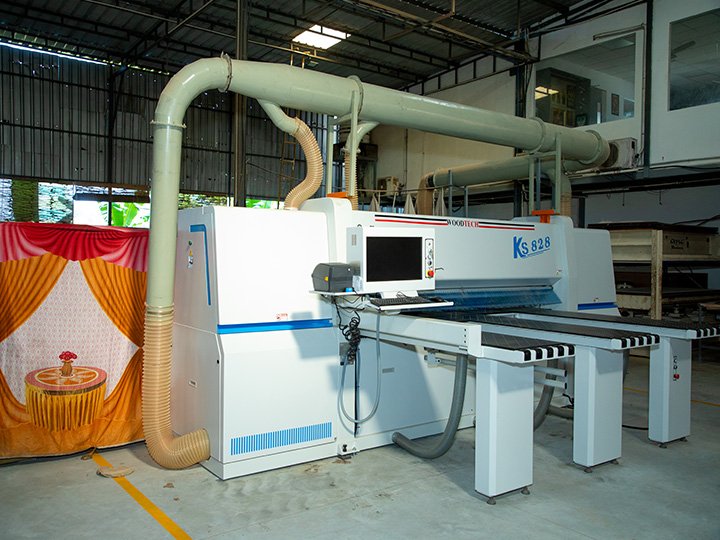 Beam Saw machine